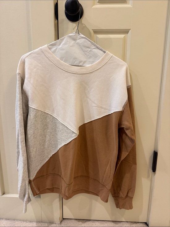 Abercrombie & Fitch Sweaters - Abercrombie Colorblock Crewneck Sweatshirt in Cream, Gray & Brown